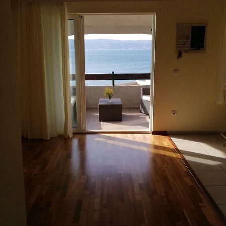 Apartment Bluebay Dugi Rat Exterior photo