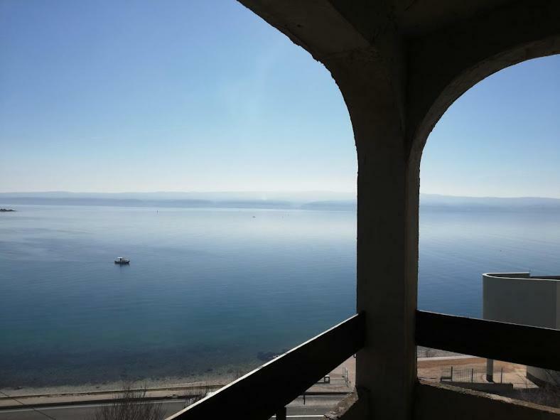 Apartment Bluebay Dugi Rat Exterior photo